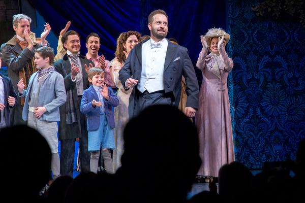 Alfie Boe and the cast of FINDING NEVERLAND Photo