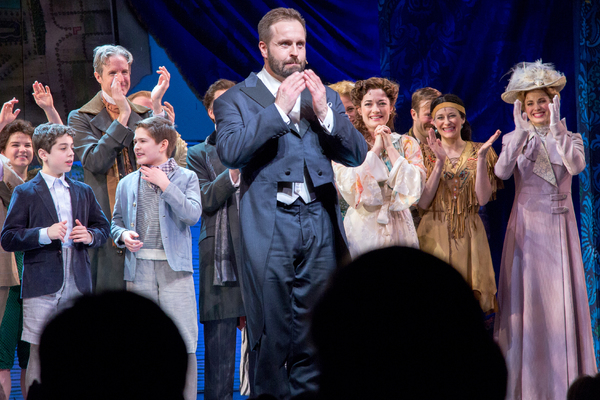 Alfie Boe and the cast of FINDING NEVERLAND Photo