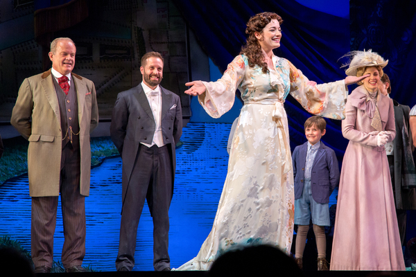 Photo Coverage: Alfie Boe Takes First Bows in FINDING NEVERLAND Image