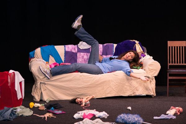 Photo Flash Exclusive: First Look at ONE FUNNY MOTHER, Beginning Tonight Off-Broadway 