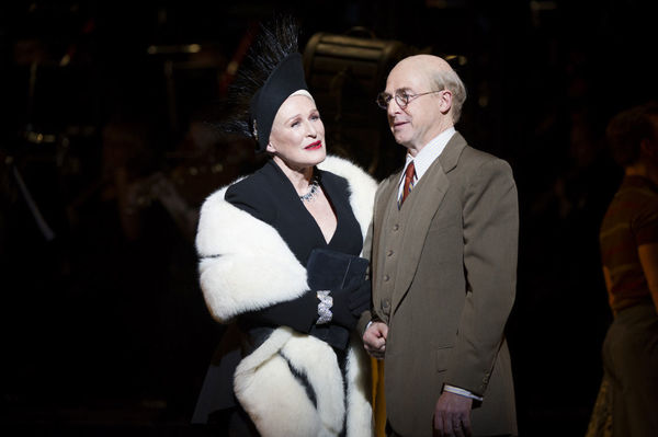 Photo Flash: First Look at Glenn Close, Michael Xavier and More in SUNSET BOULEVARD in London Image