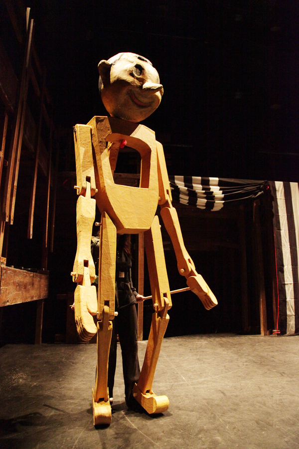 Photo Flash: First Look at Oversize Puppets Onstage in SIX CHARACTERS at La MaMa 