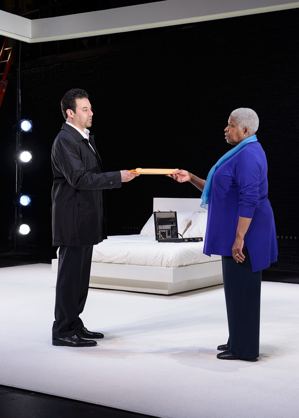 Photo Flash: First Look at Lucas Hnath's HILLARY AND CLINTON at Victory Gardens Theatre Image