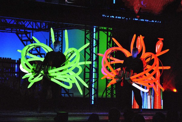 Photo Coverage: First Look at BLUE MAN GROUP's First-Ever World Tour Image