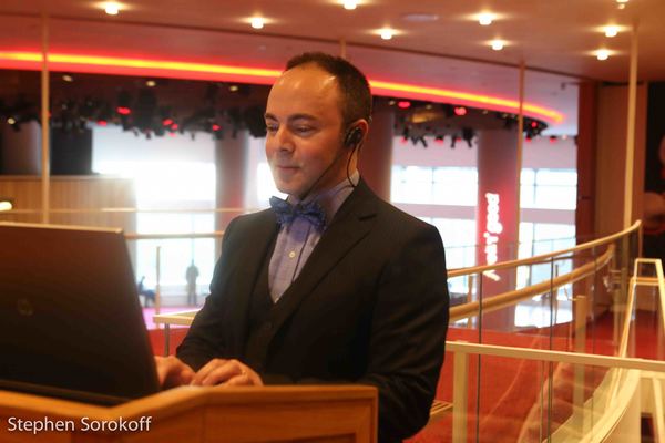 Photo Coverage: Michael Feinstein Brings The Great Jazz Standards to The Appel Room Image
