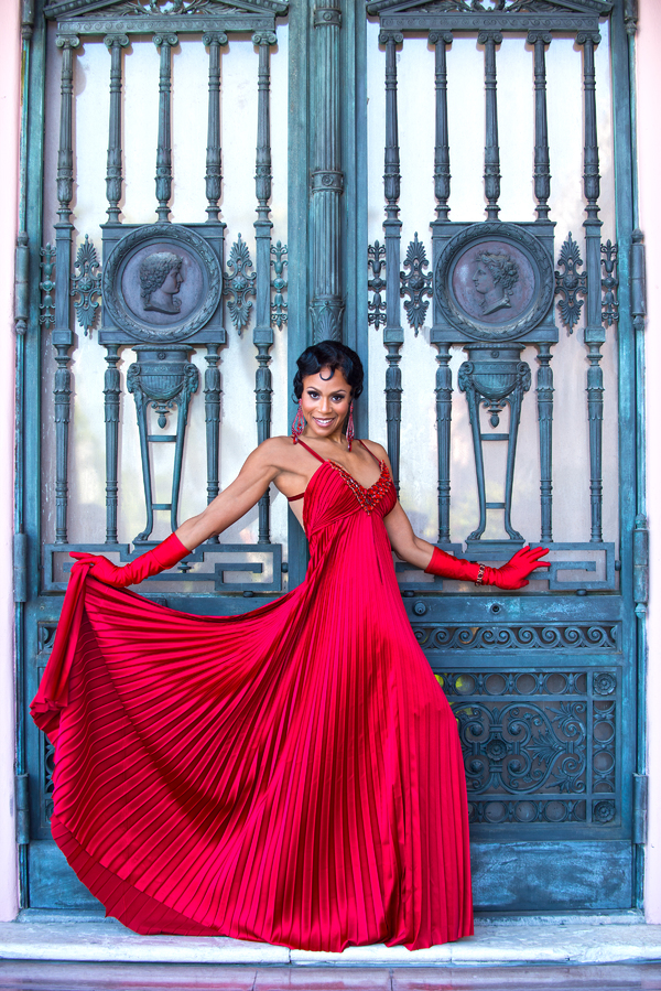 Photo Flash: Deborah Cox Stuns in Jazzy First Look at World Premiere Musical JOSEPHINE Image