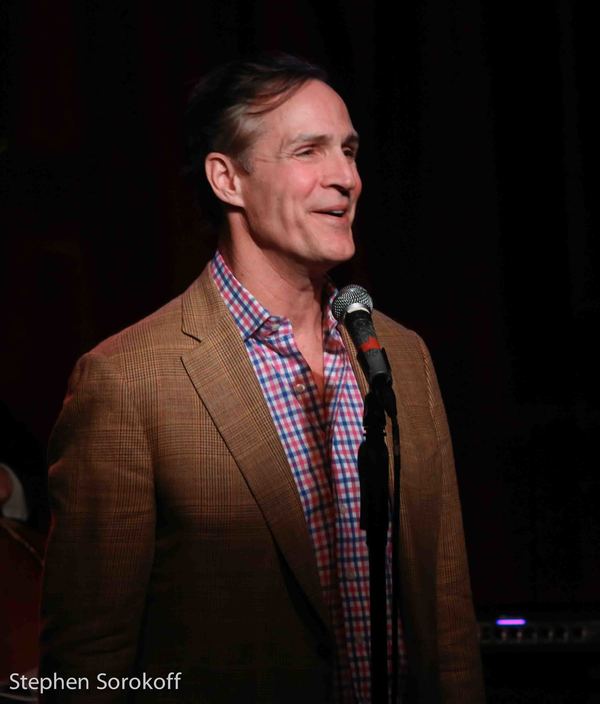 Howard McGillin Photo