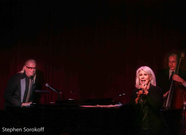 Photo Coverage: Broadway at Birdland Welcomes Jamie deRoy & Friends 