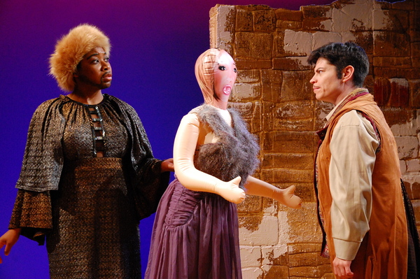 Photo Flash: First Look at The Queen's Company's All-Female TAMING OF THE SHREW Image