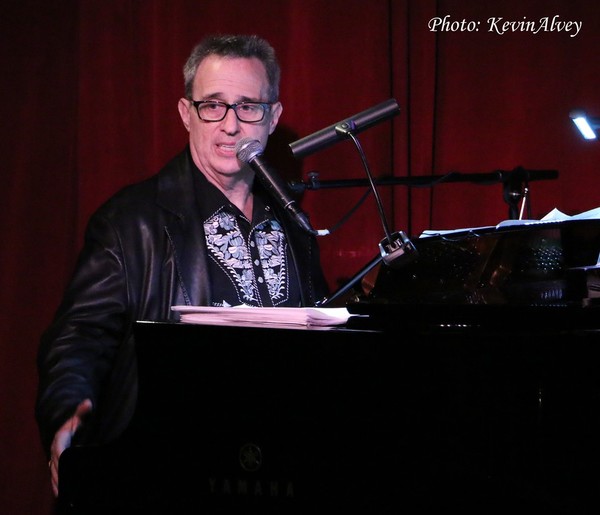 Photo Flash: Howard McGillin, Brad Oscar, Savannah Brown and More Join Jamie deRoy at Birdland Image