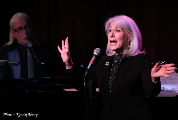 Photo Flash: Howard McGillin, Brad Oscar, Savannah Brown and More Join Jamie deRoy at Birdland Image