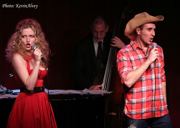 Photo Flash: Howard McGillin, Brad Oscar, Savannah Brown and More Join Jamie deRoy at Birdland Image