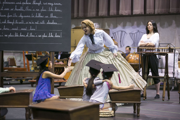 Photo Flash: In Rehearsal with Kate Baldwin, Paolo Montalban and More for THE KING AND I at the Lyric Image