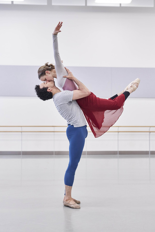 Photo Flash: In Rehearsal for Northern Ballet's JANE EYRE 