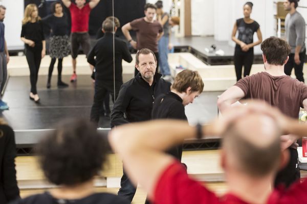 Photo Flash: In Rehearsal with Lily James, Richard Madden & More for Kenneth Branagh's ROMEO AND JULIET 