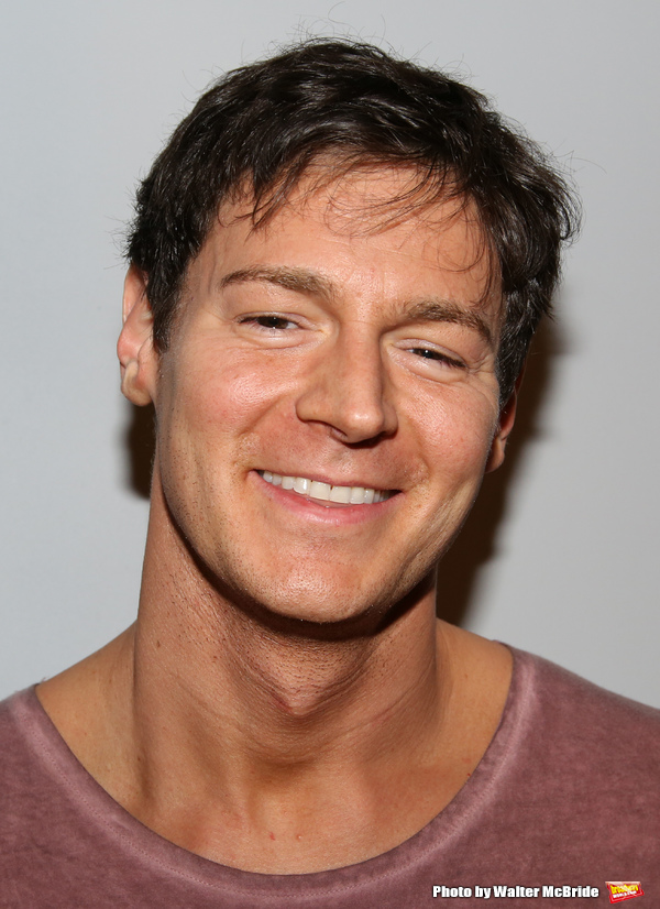 Benjamin Walker  Photo