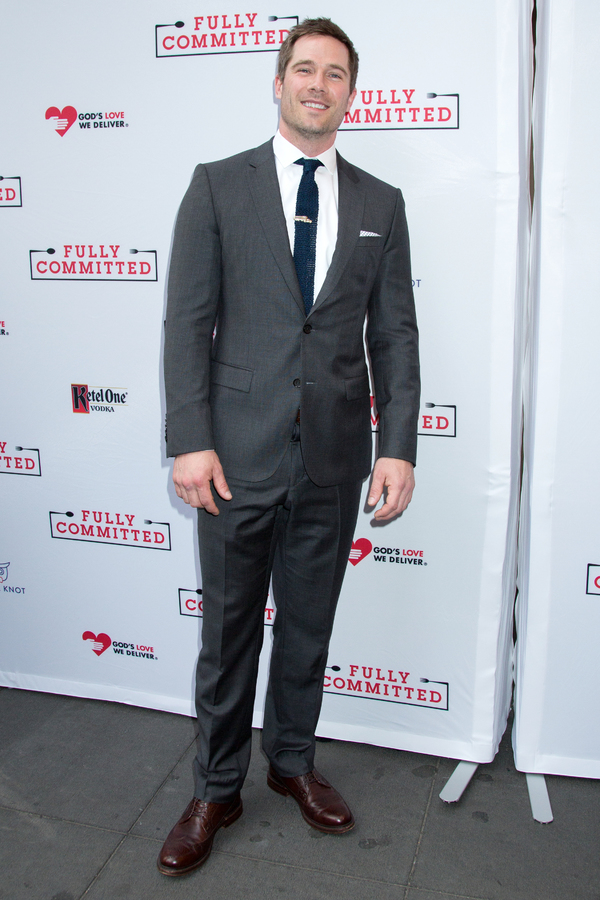 Photo Coverage: On the Red Carpet for Opening Night of FULLY COMMITTED with Eric Stonestreet, Bernadette Peters & More! Image