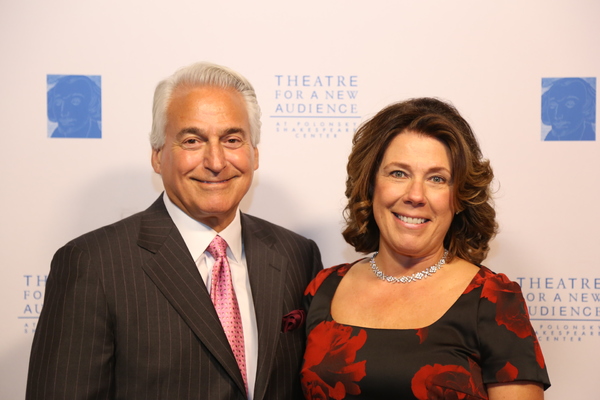 Photo Flash: Kathryn Hunter, Julie Taymor, Jonathan Cake and More Attend Theatre for a New Audience's Shakespeare Gala Image