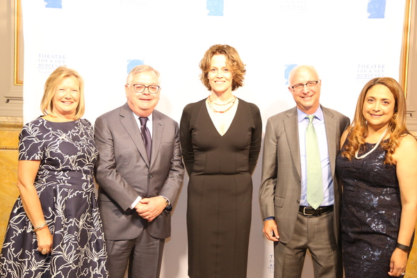 Photo Flash: Kathryn Hunter, Julie Taymor, Jonathan Cake and More Attend Theatre for a New Audience's Shakespeare Gala Image