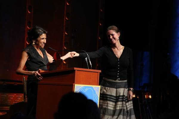 Photo Flash: Kathryn Hunter, Julie Taymor, Jonathan Cake and More Attend Theatre for a New Audience's Shakespeare Gala Image