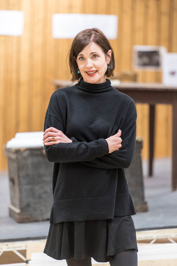 Photo Flash: In Rehearsal with Elizabeth McGovern, Ben Miles & More for National Theatre's SUNSET AT THE VILLA THALIA 