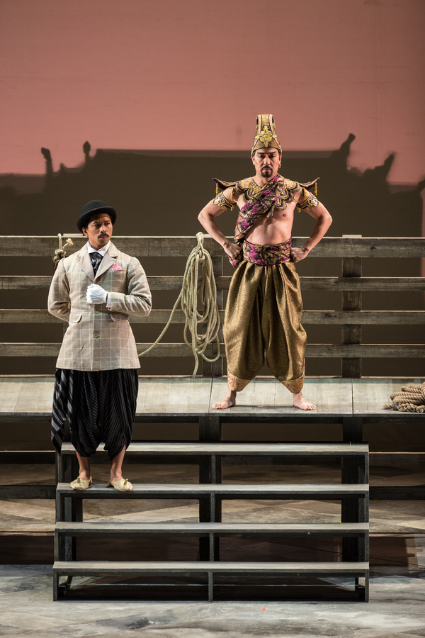Photo Flash: First Look at Kate Baldwin, Paolo Montalban & More in Lyric Opera of Chicago's THE KING AND I Image