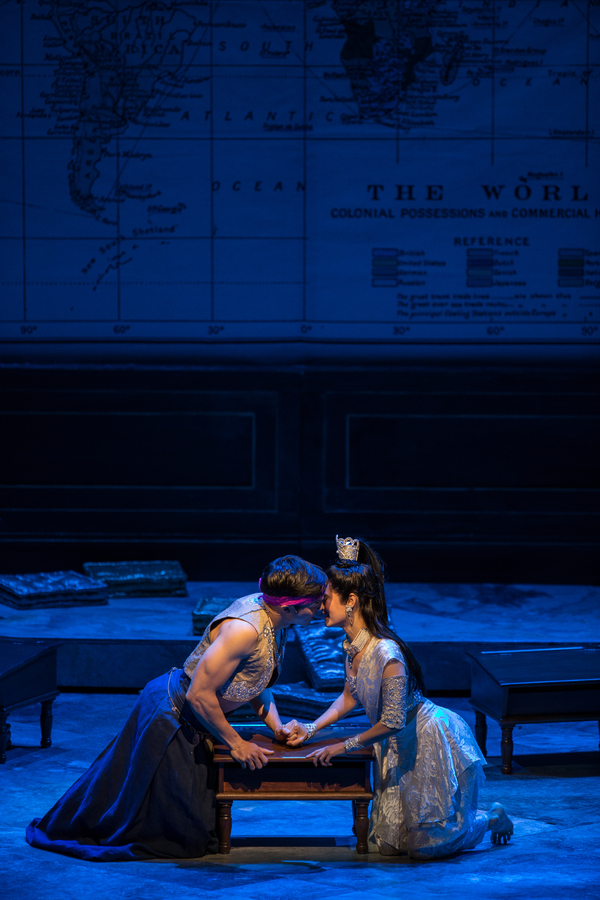 Photo Flash: First Look at Kate Baldwin, Paolo Montalban & More in Lyric Opera of Chicago's THE KING AND I Image
