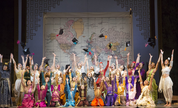 Photo Flash: First Look at Kate Baldwin, Paolo Montalban & More in Lyric Opera of Chicago's THE KING AND I Image