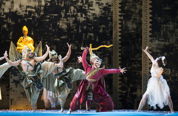 Photo Flash: First Look at Kate Baldwin, Paolo Montalban & More in Lyric Opera of Chicago's THE KING AND I Image