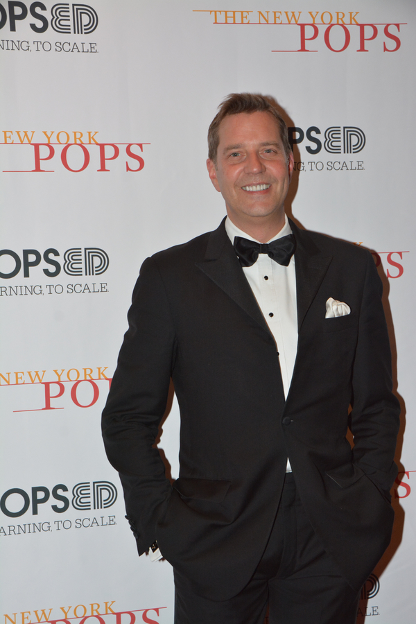 Photo Coverage: On the New York Pops Gala Red Carpet with Laura Osnes, Jeremy Jordan & More! 