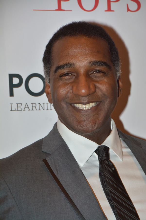 Photo Coverage: On the New York Pops Gala Red Carpet with Laura Osnes, Jeremy Jordan & More! Image