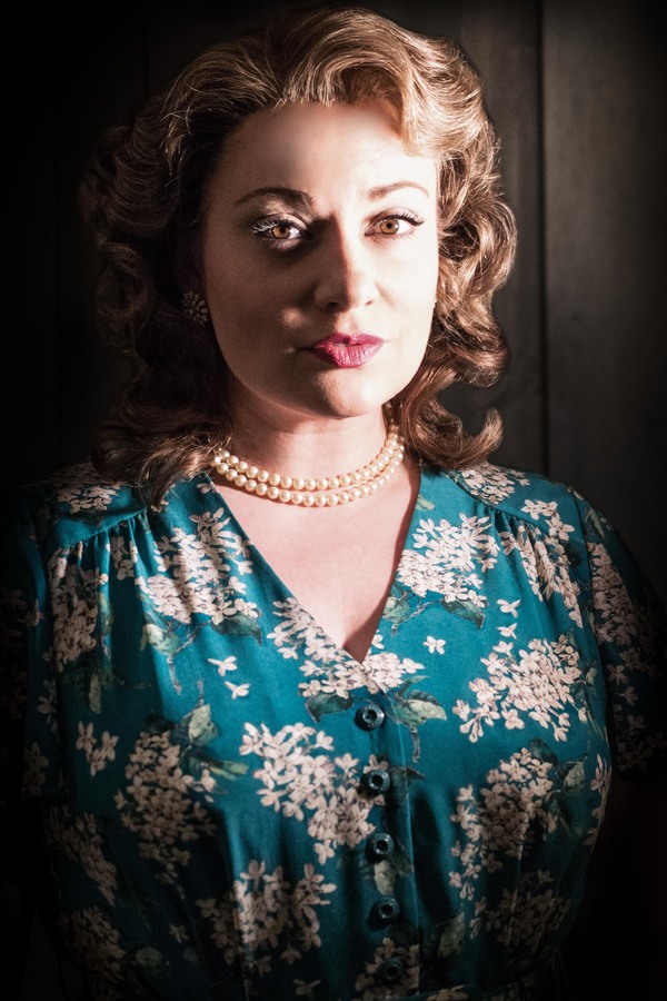 Photo Exclusive: Character Portraits of Ford's Theatre's 110 IN THE SHADE Image
