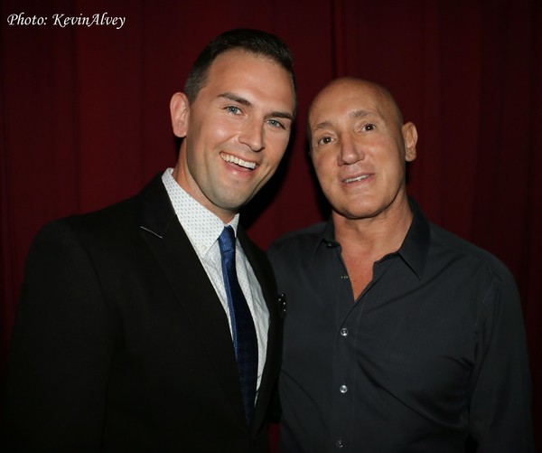 Photo Flash: Daniel Reichard Celebrates FRIENDS, ACQUAINTANCES, AND STRANGERS at Birdland Image