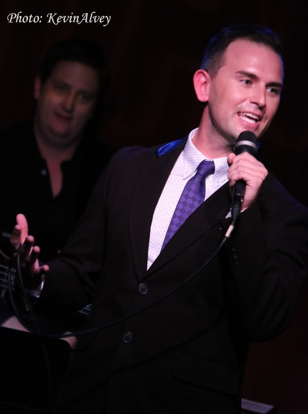 Photo Flash: Daniel Reichard Celebrates FRIENDS, ACQUAINTANCES, AND STRANGERS at Birdland Image