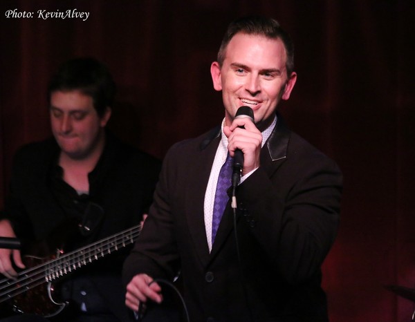 Photo Flash: Daniel Reichard Celebrates FRIENDS, ACQUAINTANCES, AND STRANGERS at Birdland Image