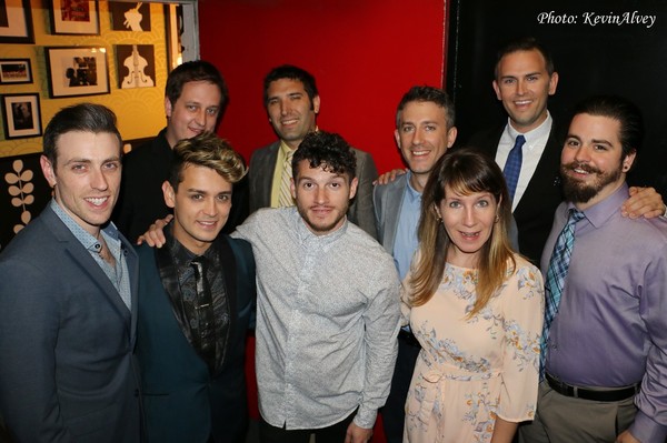 Photo Flash: Daniel Reichard Celebrates FRIENDS, ACQUAINTANCES, AND STRANGERS at Birdland Image