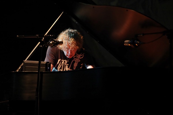 Photo Flash: Peter Manning Robinson Debuts THE REFRACTOR PIANO CONCERT at Bergamot Station  Image
