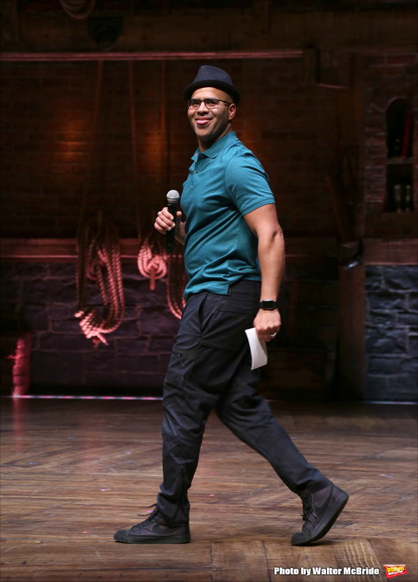 Photo Coverage: NYC High School Students Arrive for HAMILTON's Next #EduHam! Image