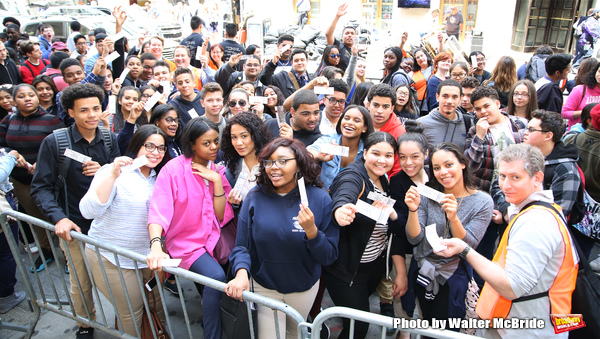 Photo Coverage: NYC High School Students Arrive for HAMILTON's Next #EduHam! Image