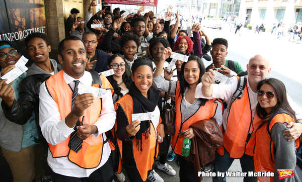 Photo Coverage: NYC High School Students Arrive for HAMILTON's Next #EduHam! Image