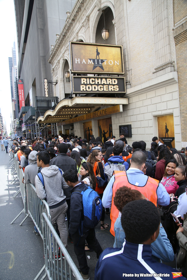 Photo Coverage: NYC High School Students Arrive for HAMILTON's Next #EduHam! Image
