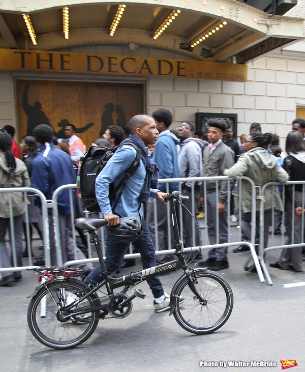 Photo Coverage: NYC High School Students Arrive for HAMILTON's Next #EduHam! Image