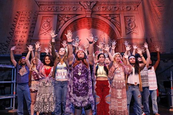 Photo Flash: Let the Sun Shine In! Meet the Cast of HAIR at Kravis Center Image