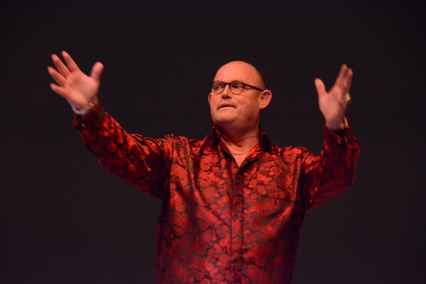 Photo Coverage: Ronan Tynan Plays Westchester Broadway Theatre Image