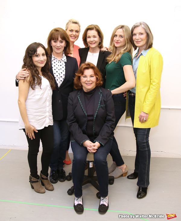 Director Marsha Mason with cast Lucy DeVito, Patricia Richardson, Elaine Hendrix, Jes Photo