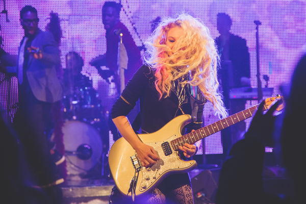 Photo Flash: Lena Hall, Robin De Jesus & More Pay Tribute to Prince at 42West Image