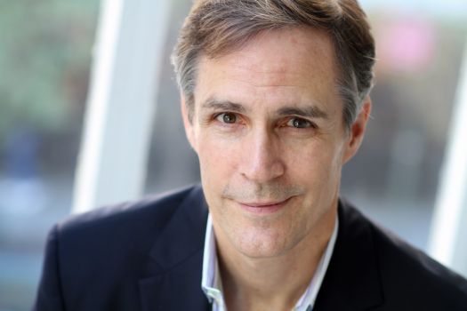 Exclusive Podcast: The Behind the Curtain Podcast Welcomes Broadway Legend Howard McGillin Image