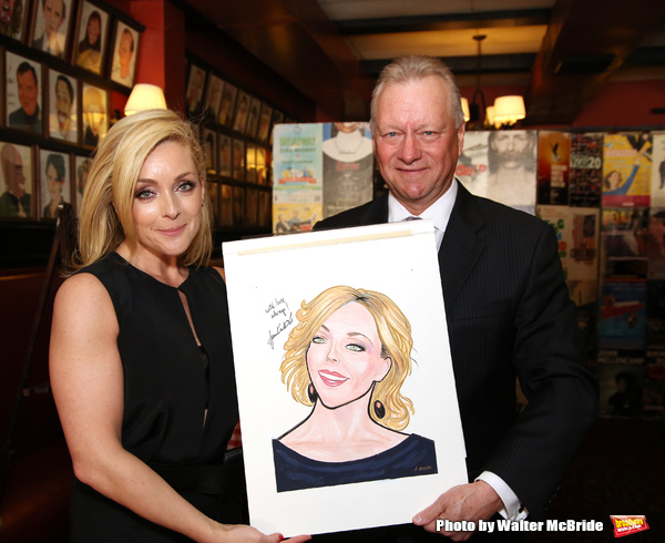 Photo Coverage: Tony Nominee Jane Krakowski Unveils Her New Portrait at Sardi's! Image