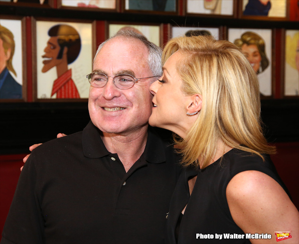 Photo Coverage: Tony Nominee Jane Krakowski Unveils Her New Portrait at Sardi's! Image