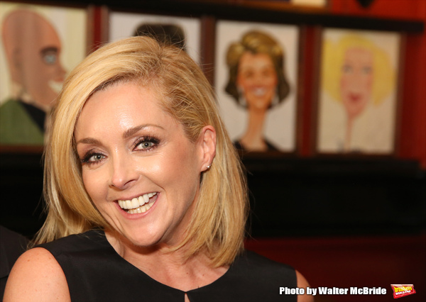 Photo Coverage: Tony Nominee Jane Krakowski Unveils Her New Portrait at Sardi's! Image
